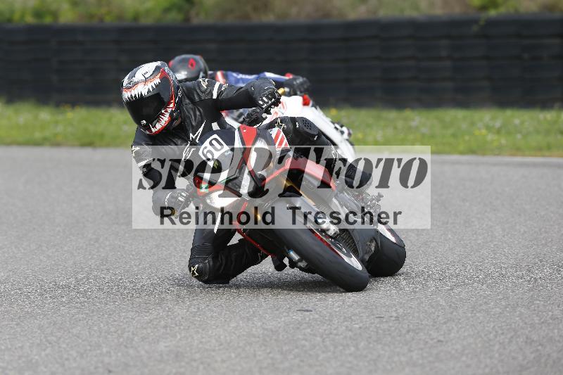 /Archiv-2025/53 16.09.2025 Track Day Domi Aegerter ADR/Gruppe gruen/60